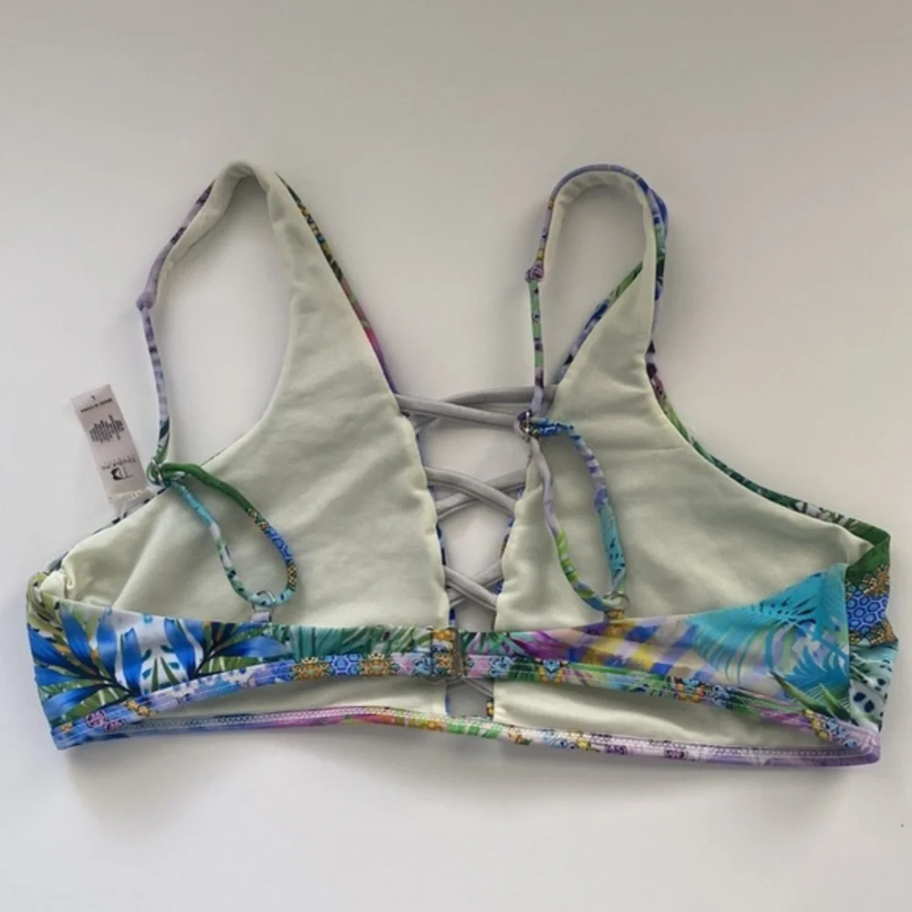 TiniBikini Swim‎ Top colorful blue and purple print size Large unpadded bikini
